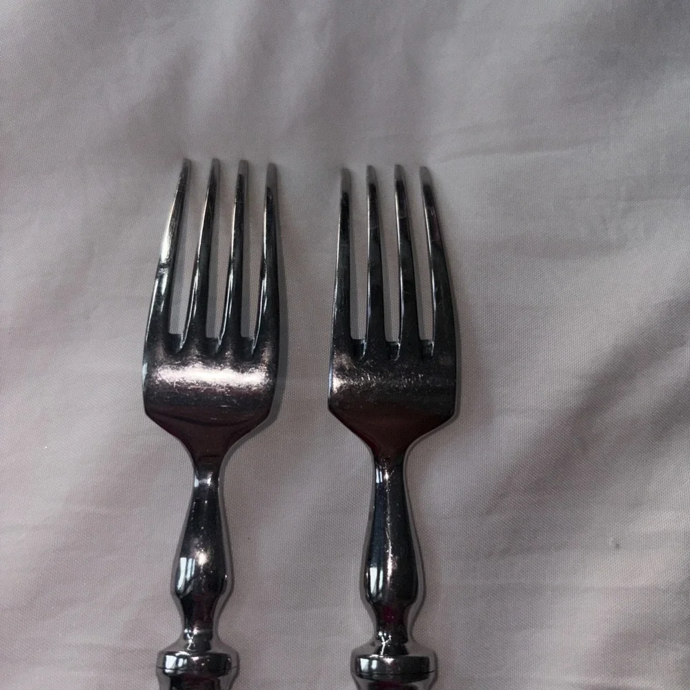 Pottery Barn TOULOUSE Salad Forks (Set of 2) 18/10 Stainless Portugal 7 5/8